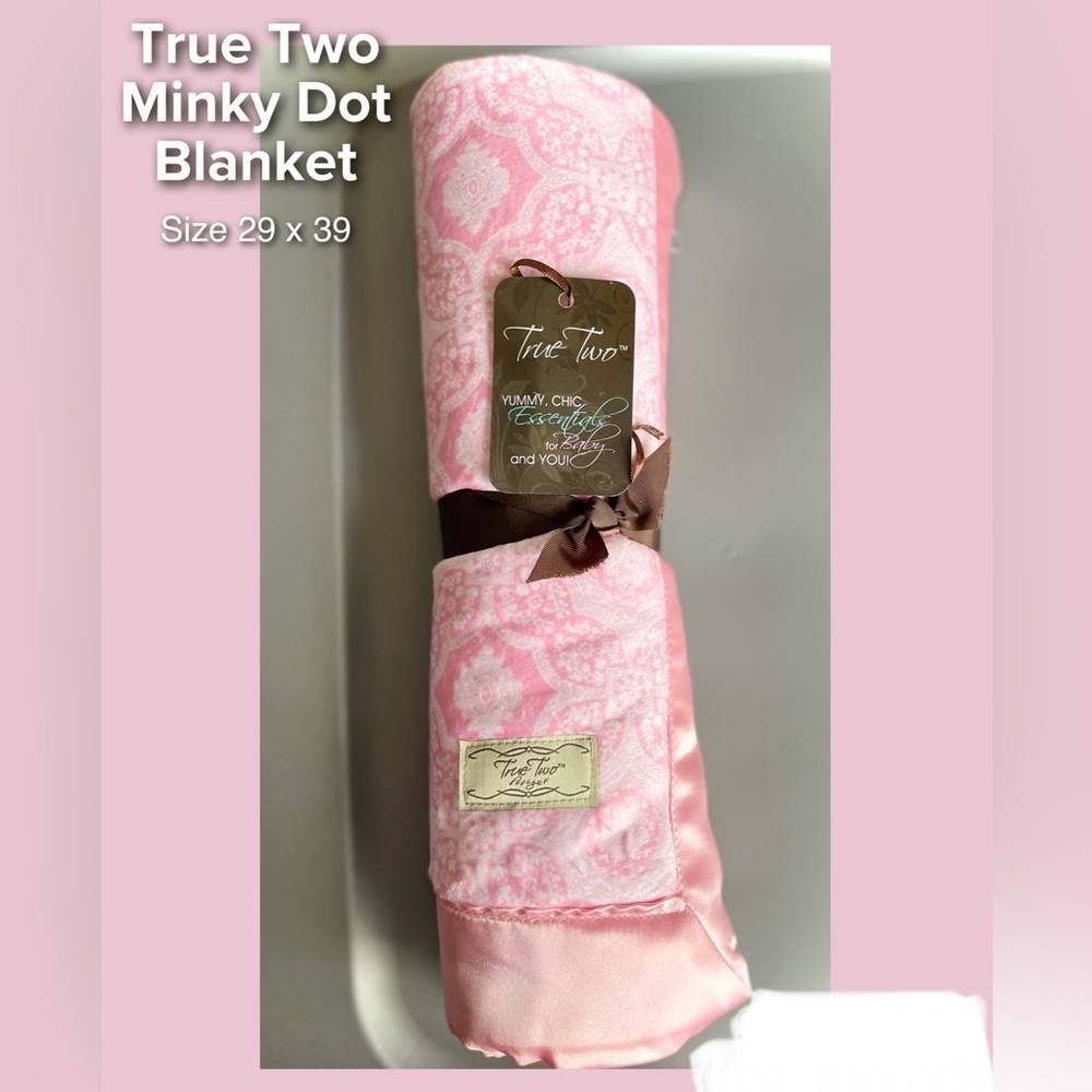 NEW - True Two Minky Dot Blanket - Pink Paisley